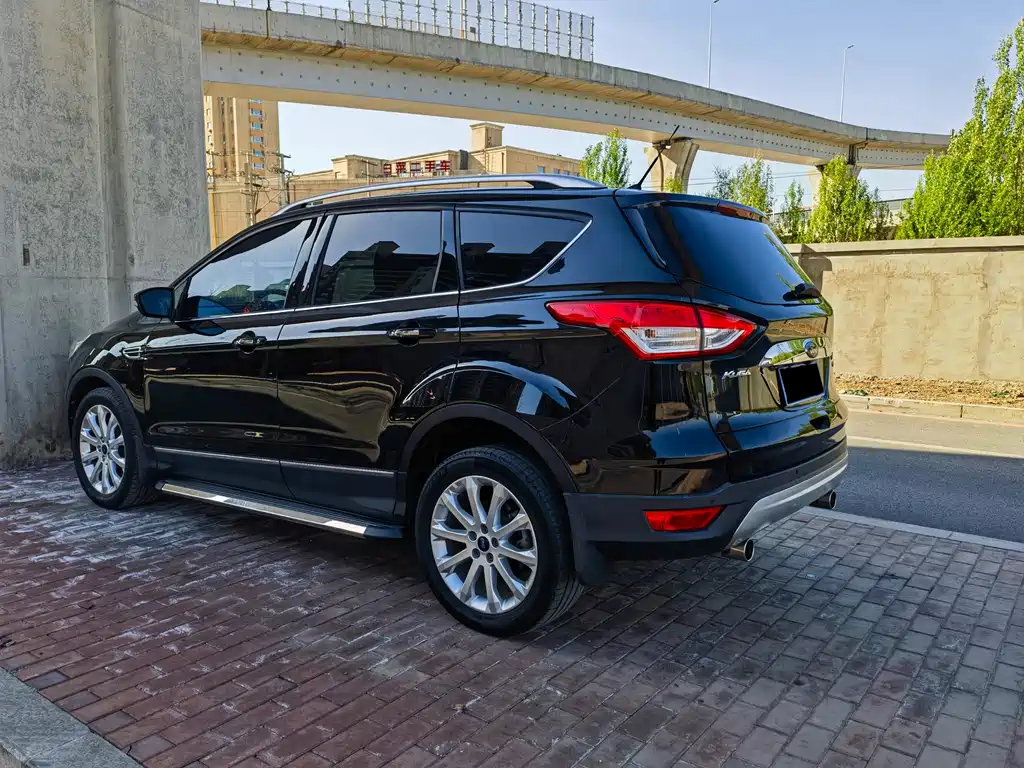 Ford Kuga 2014 — фото 6