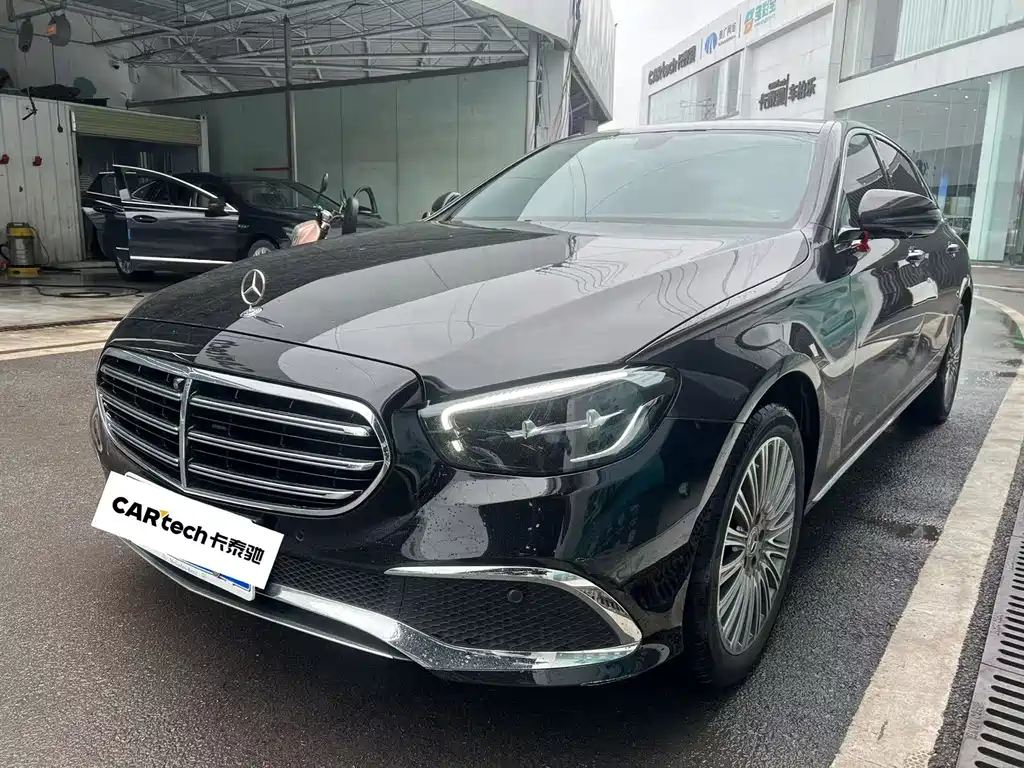 Mercedes-Benz E-Class 2023 — фото 1