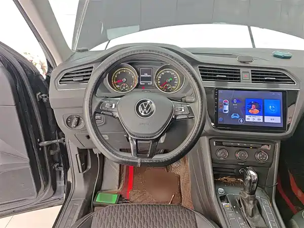 Volkswagen Tiguan L 2021