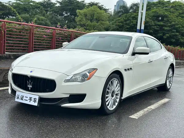 Maserati Quattroporte 2014