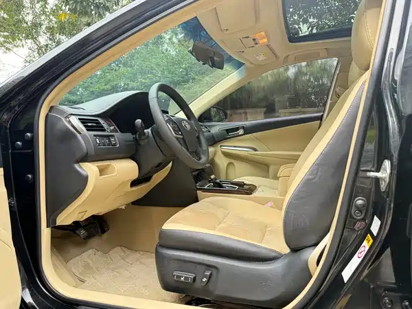 Toyota Camry 2016