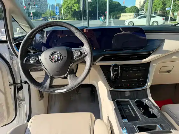 Buick GL8 2023