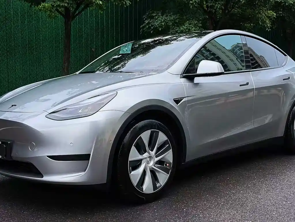 Tesla Model Y 2022 — фото 1