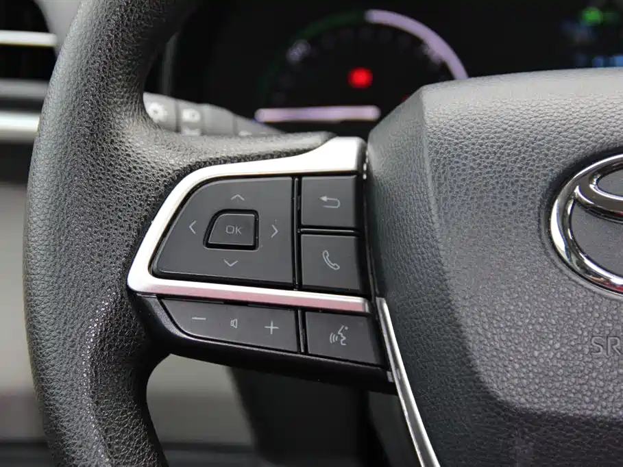 Toyota Sienna 2025 — фото 18
