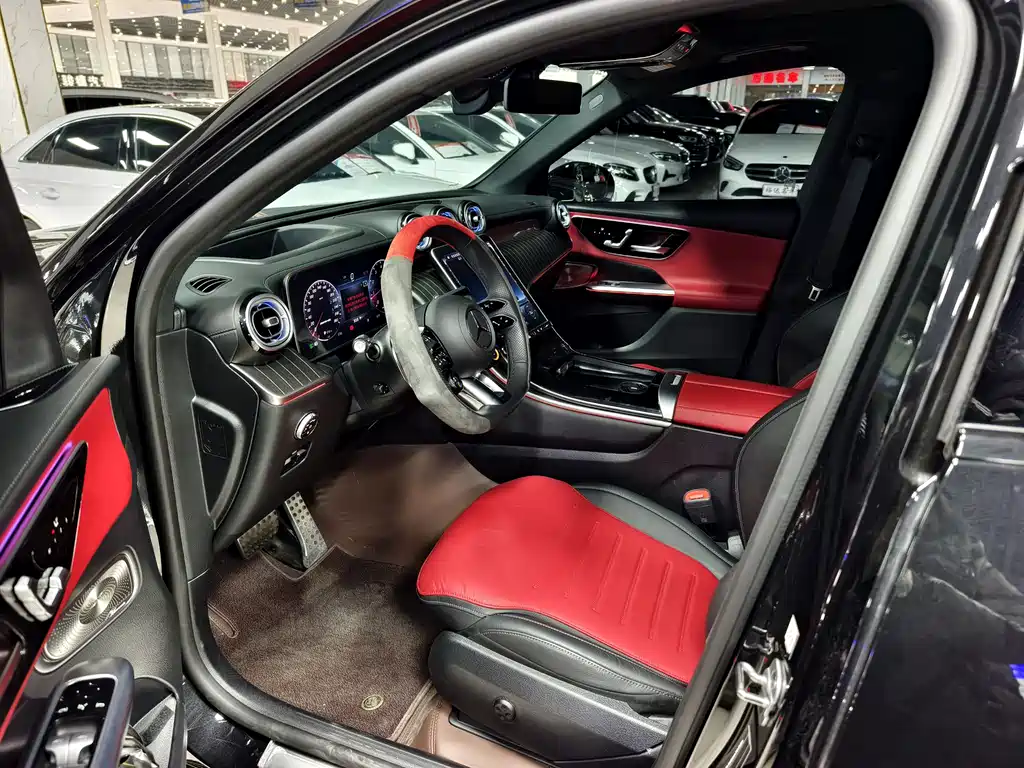 Mercedes-Benz GLC AMG 2024 — фото 6