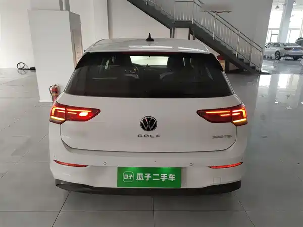 Volkswagen Golf 2023