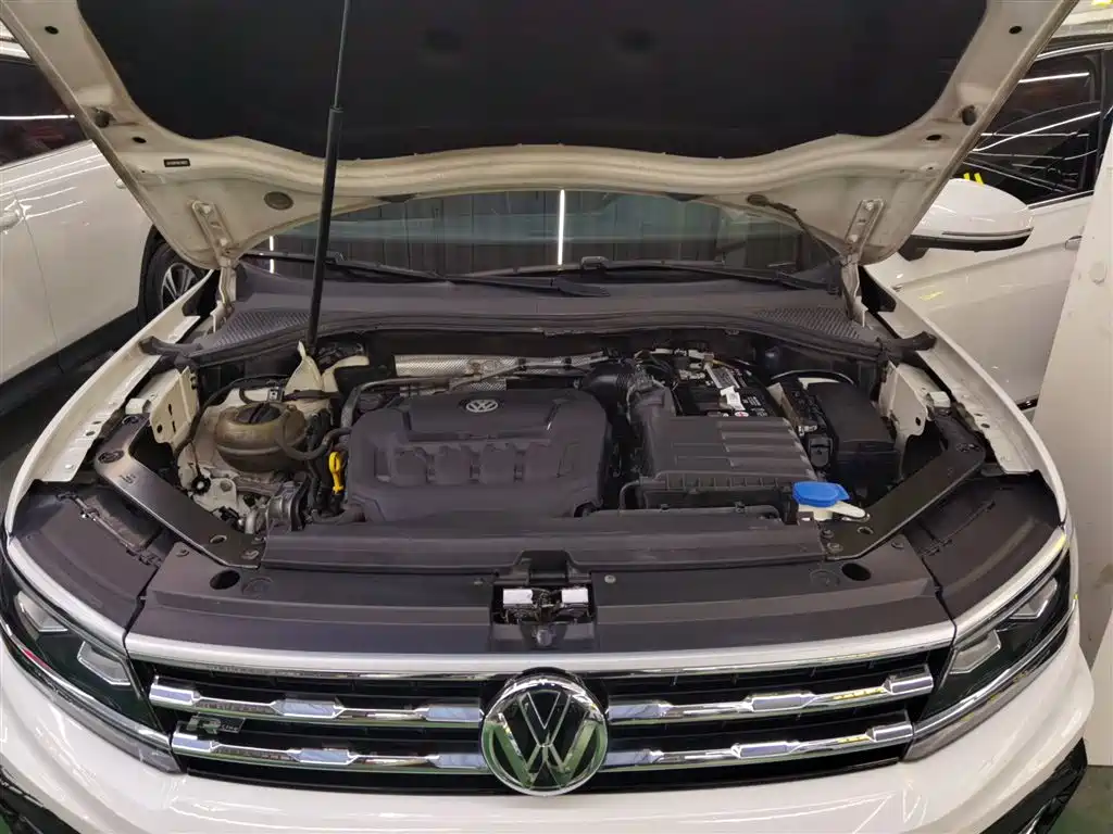 Volkswagen Tiguan L 2020 — фото 15