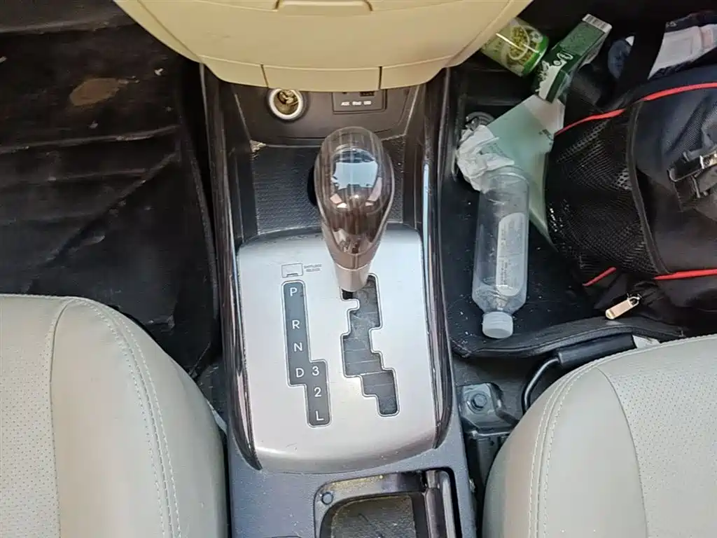 Hyundai Elantra 2014 — фото 14
