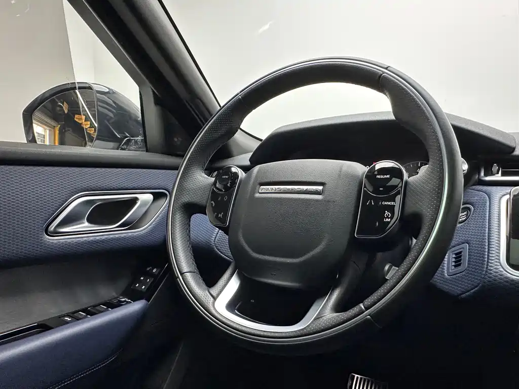 Land Rover Velar 2021 — фото 10