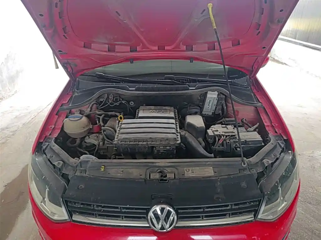 Volkswagen Polo 2016 — фото 16