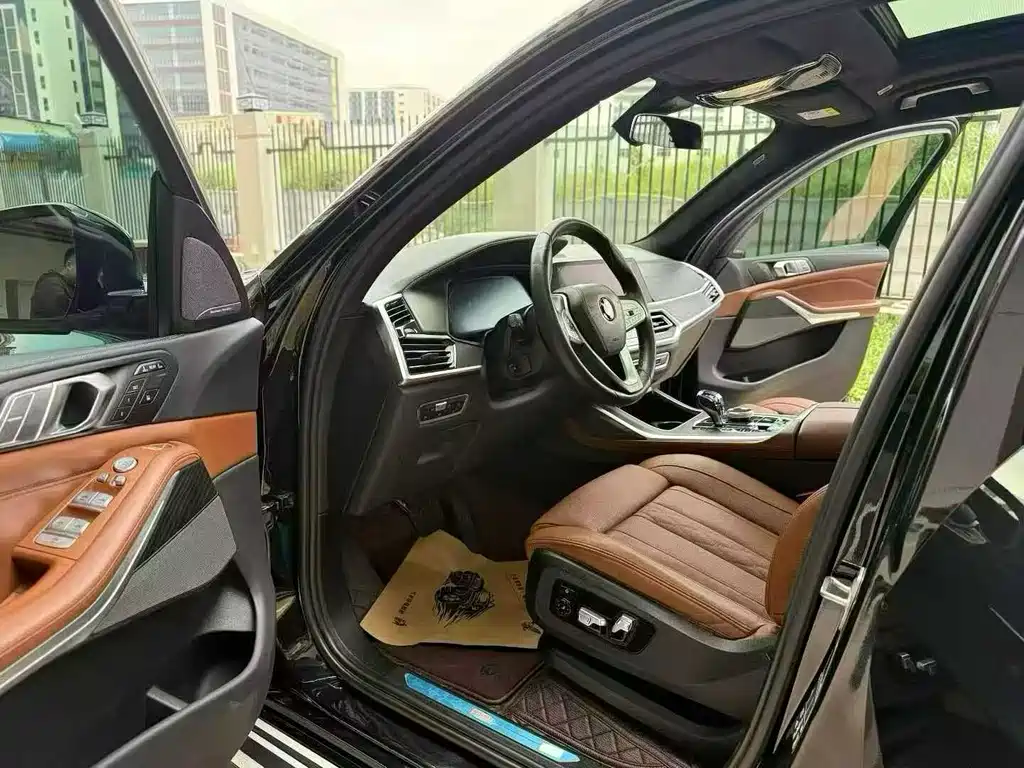 BMW X7 2022
