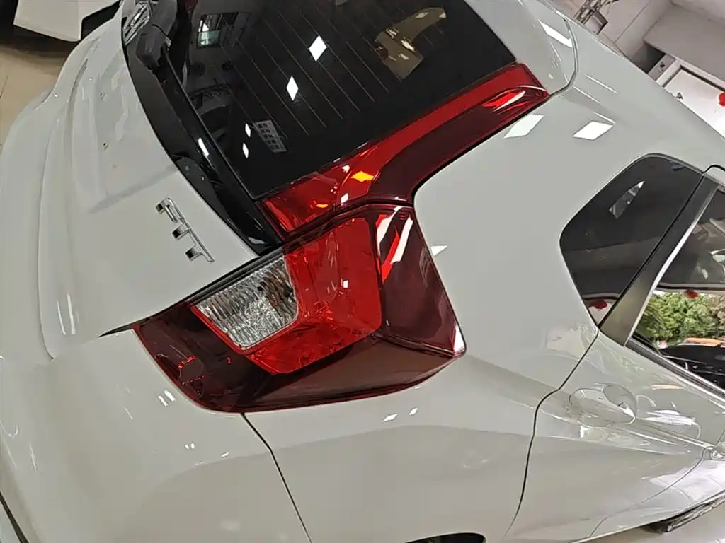 Honda Fit 2018 — фото 8