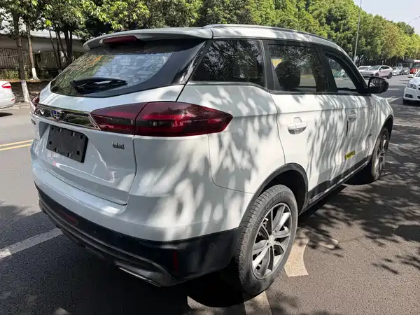 Geely Boyue 2018
