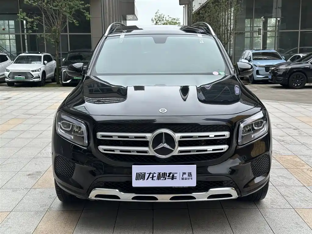 Mercedes-Benz GLB 2023 — фото 3