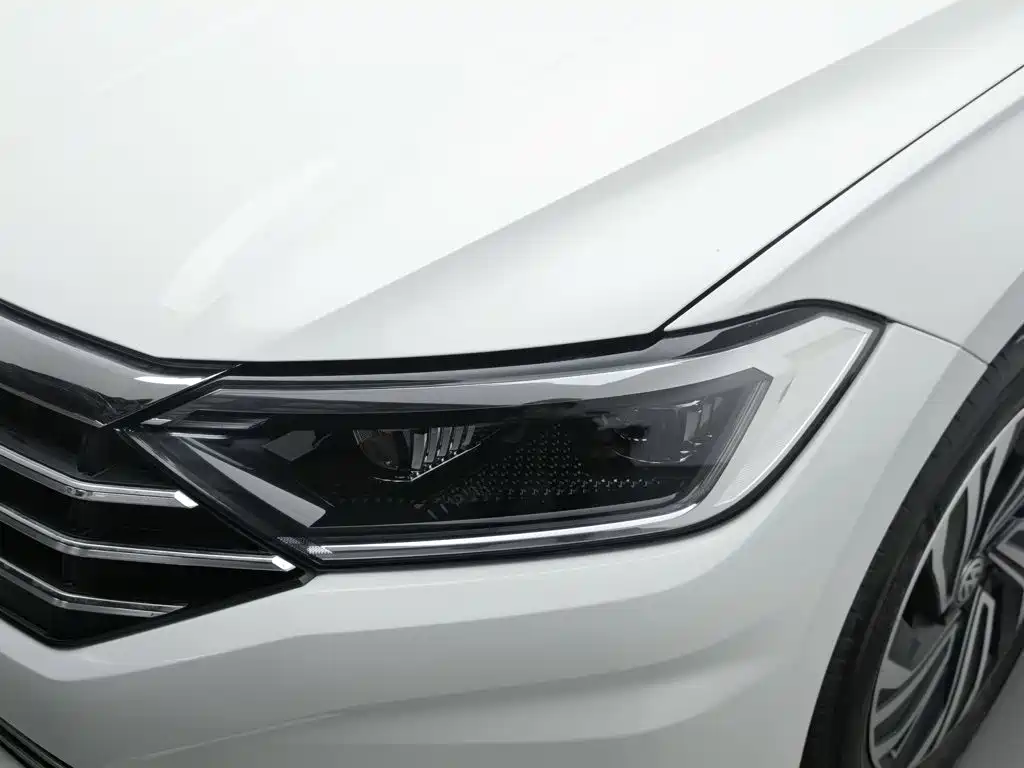 Volkswagen Sagitar 2022