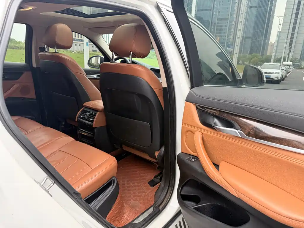 BMW X6 2016 — фото 13