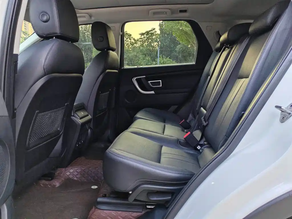 Land Rover Discovery Sport 2018 — фото 15