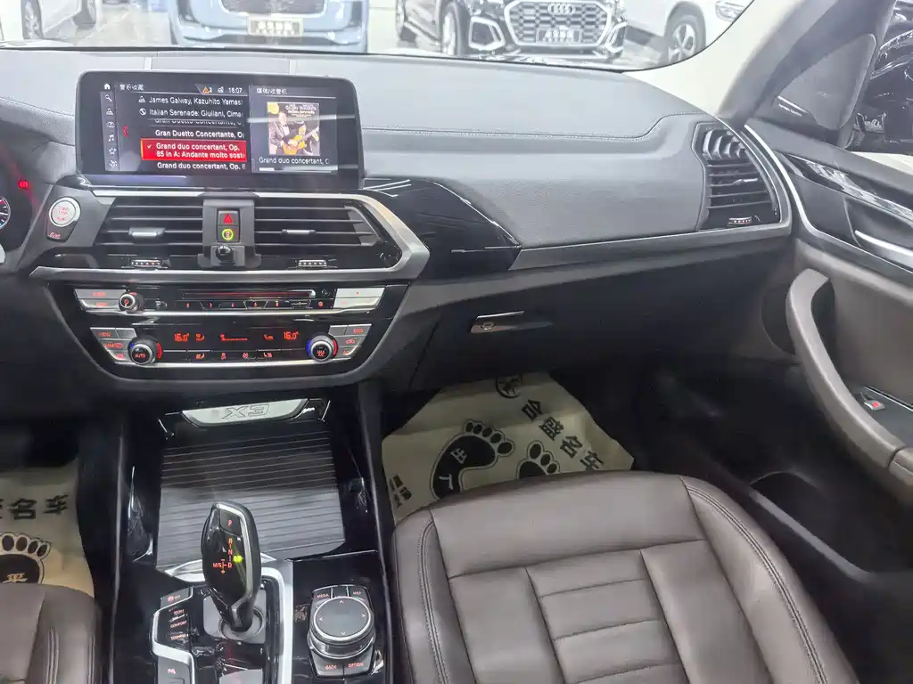 BMW X3 2019 — фото 15