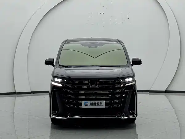 Toyota Vellfire 2025