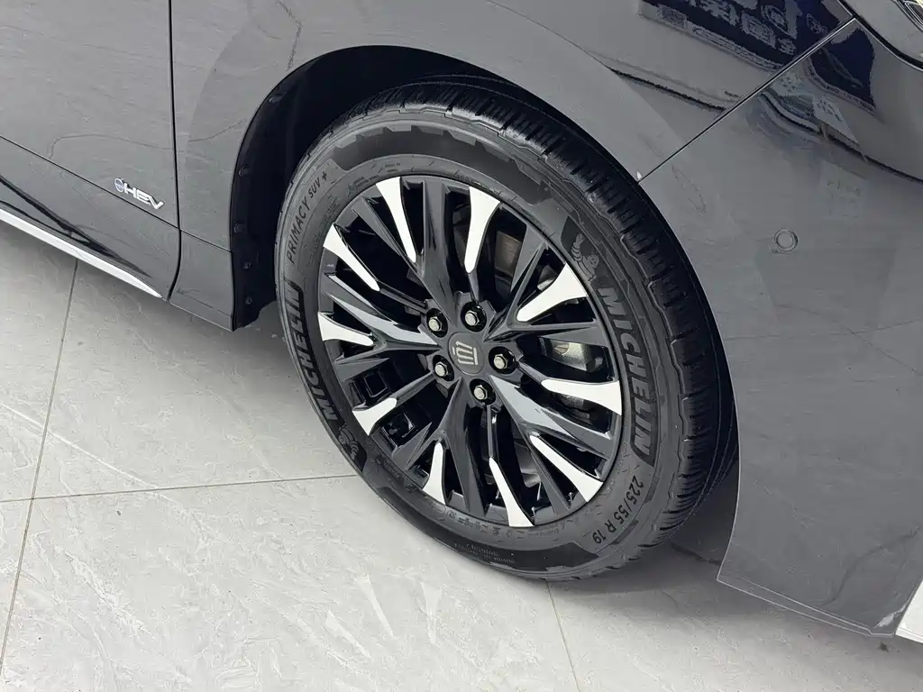 Toyota Vellfire 2025 — фото 27