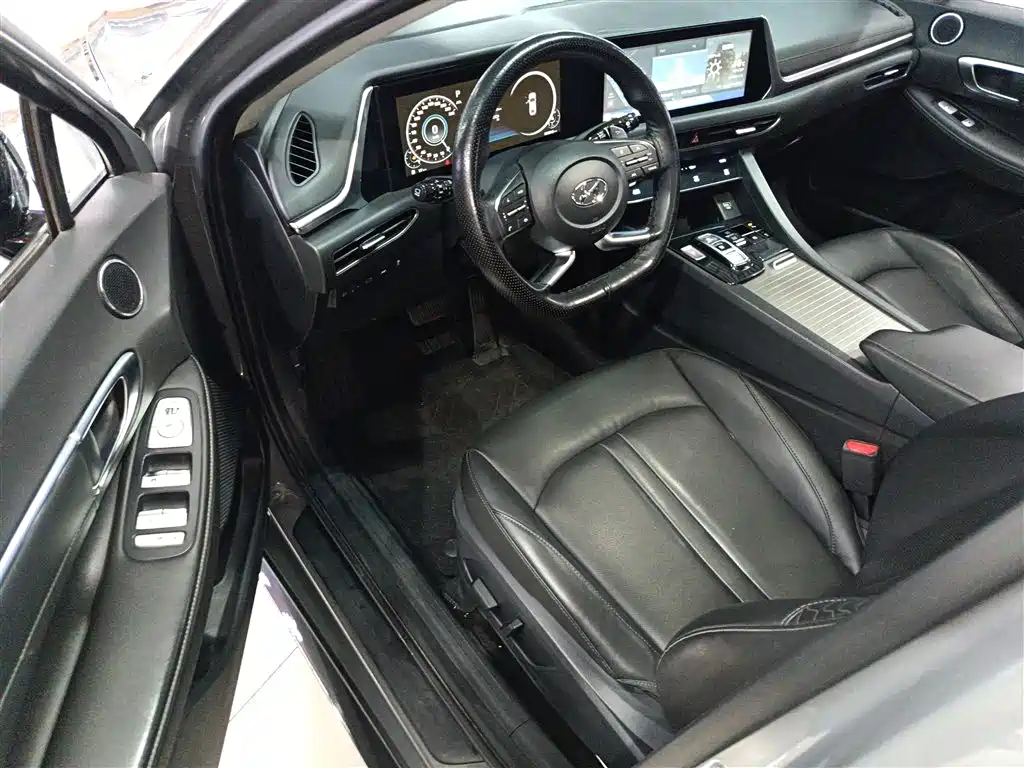 Hyundai Sonata 2020 — фото 12