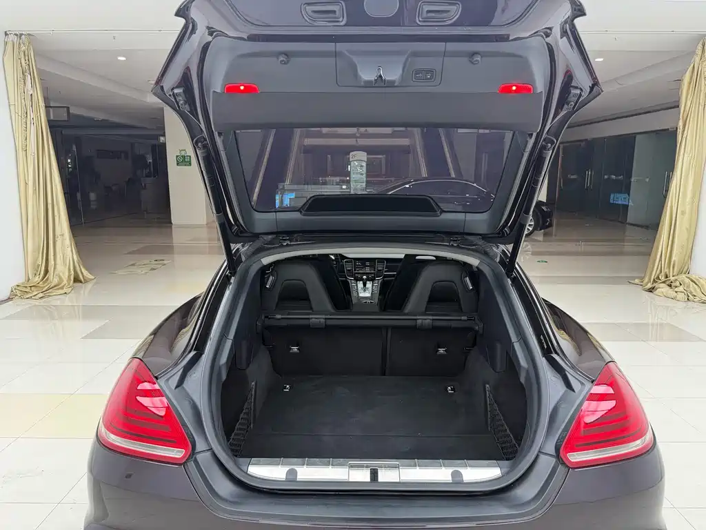 Porsche Panamera 2015 — фото 13