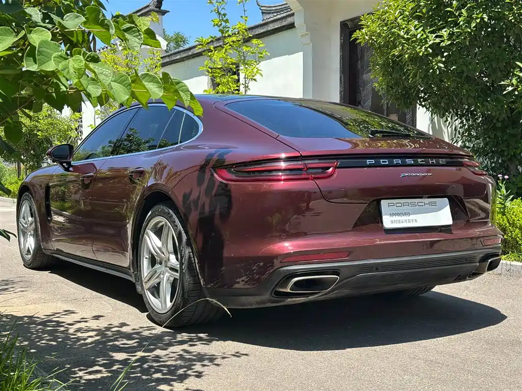Porsche Panamera 2019 — фото 8