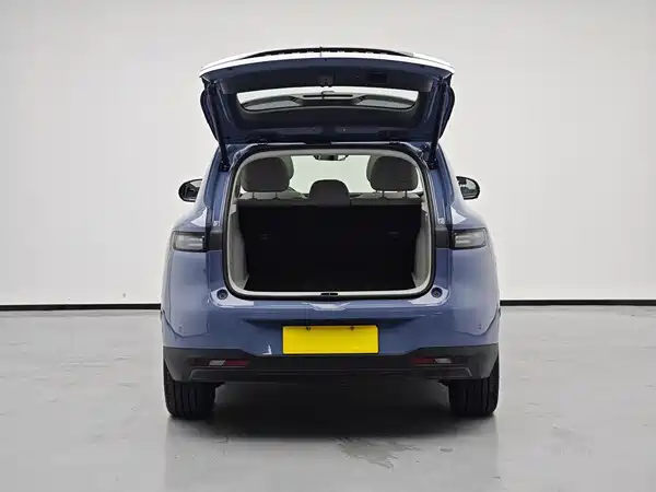 Leapmotor B10 2025