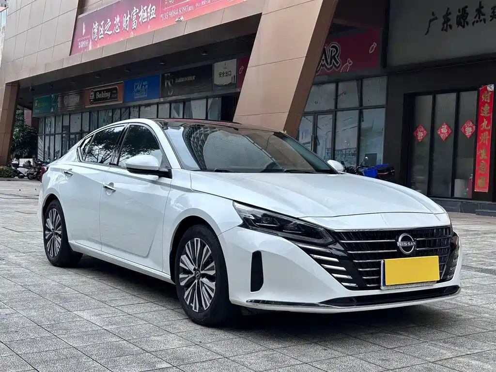 Nissan Teana 2024 — фото 3