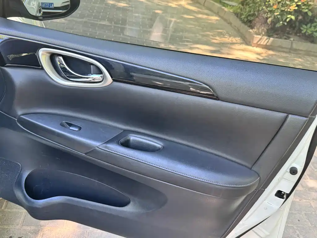 Nissan Sylphy 2019 — фото 11