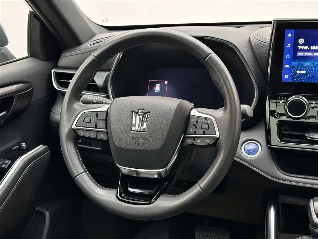 Toyota Crown Kluger 2022 — фото 12