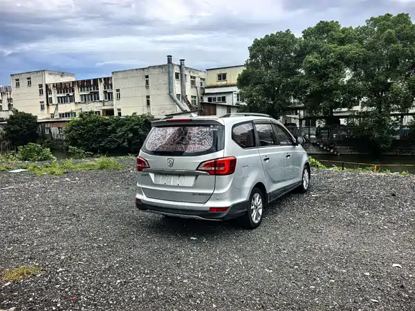 Baojun 730 2016
