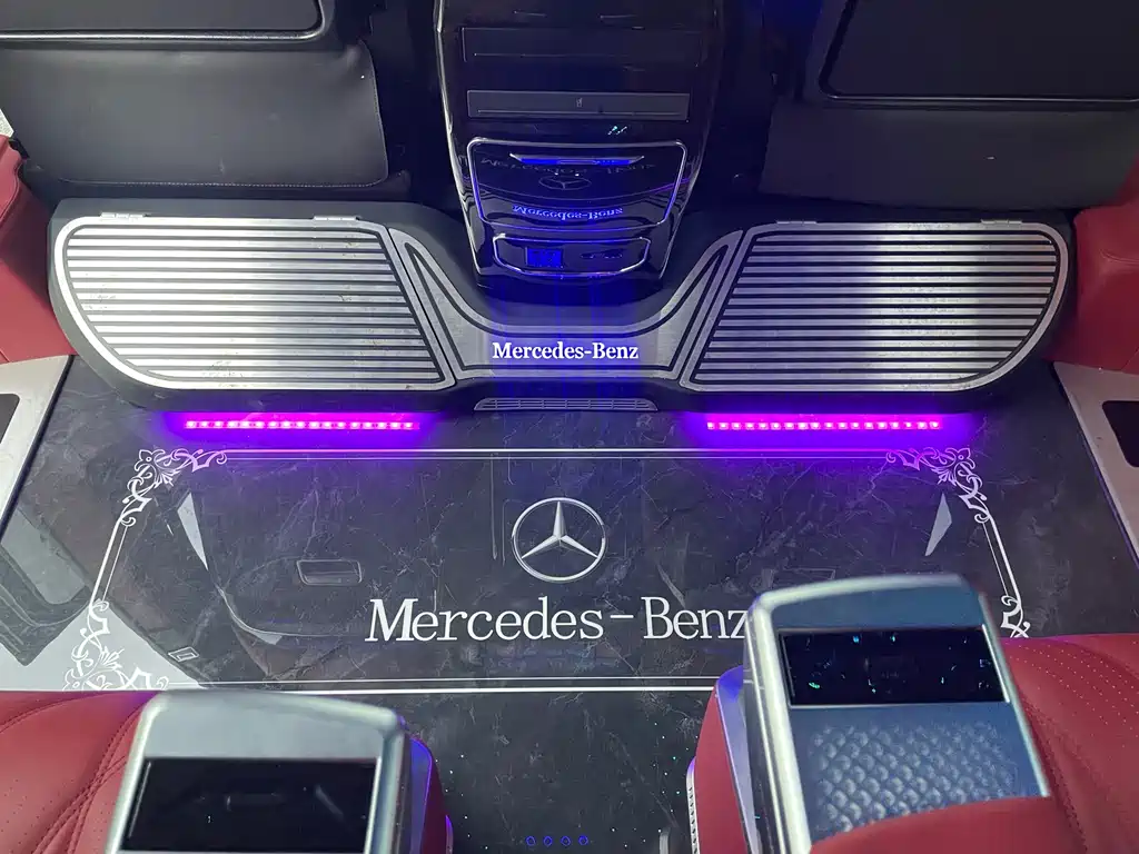 Mercedes-Benz Vito 2022 — фото 16