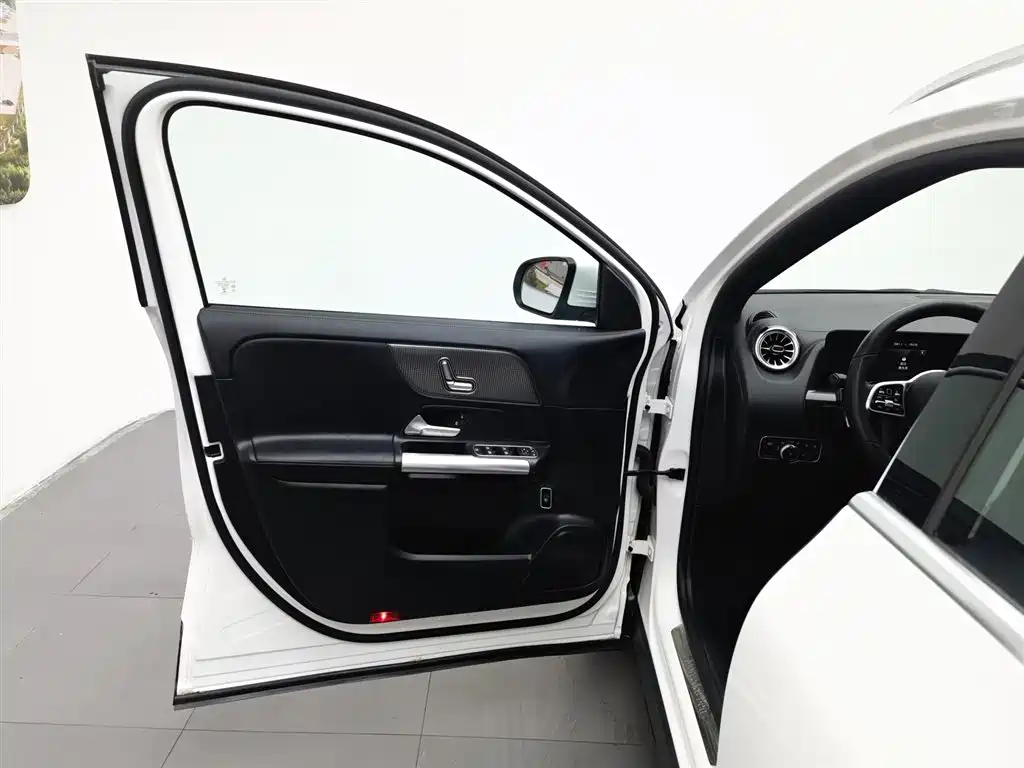 Mercedes-Benz GLA 2022 — фото 8