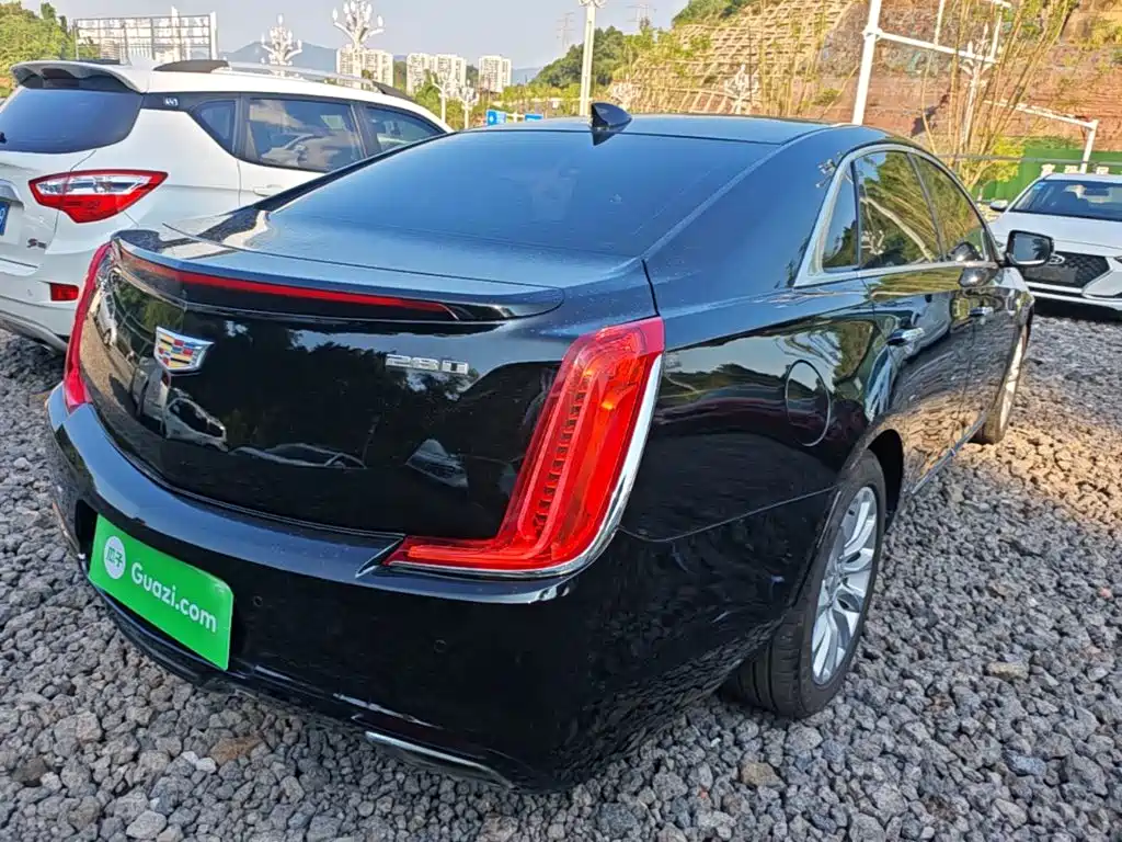 Cadillac XTS 2018 — фото 7