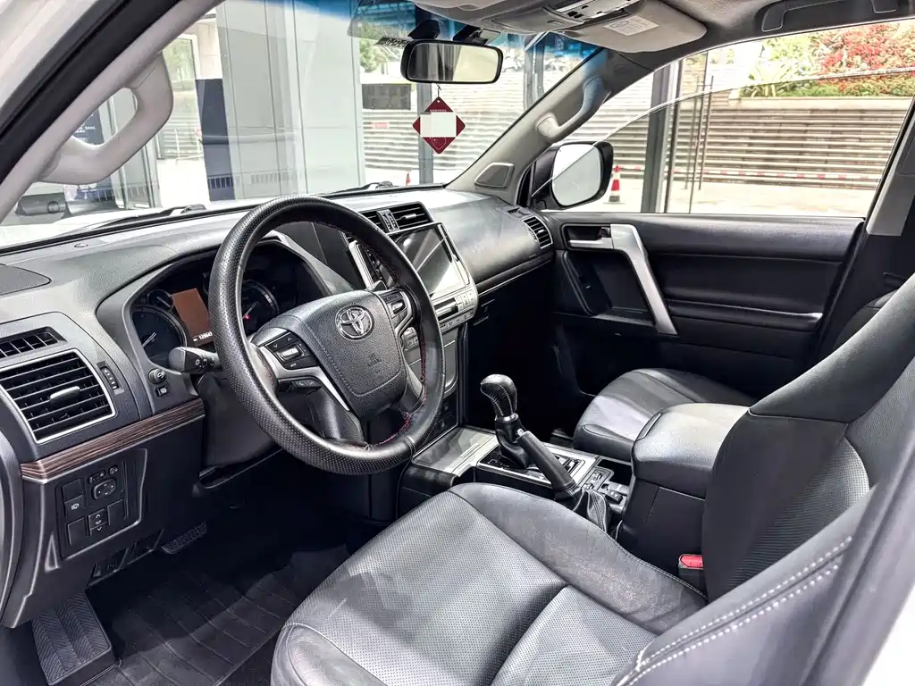 Toyota Prado 2018