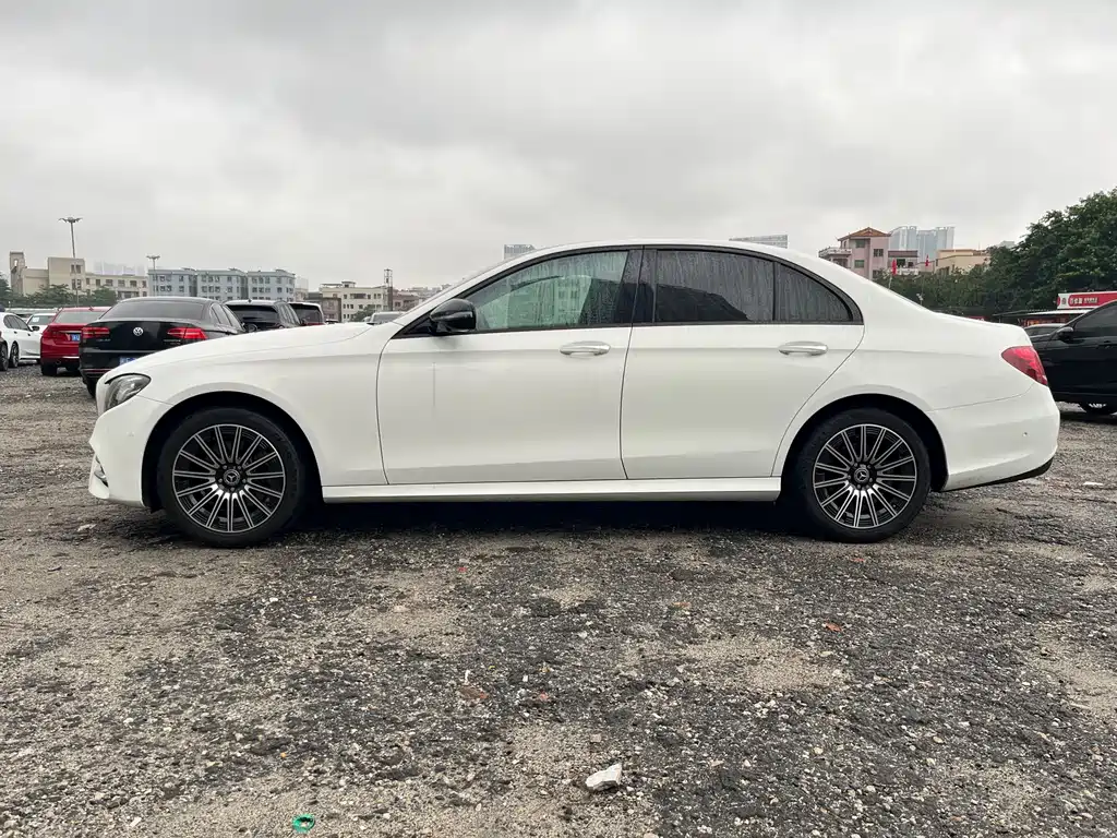Mercedes-Benz E-Class 2019 — фото 3