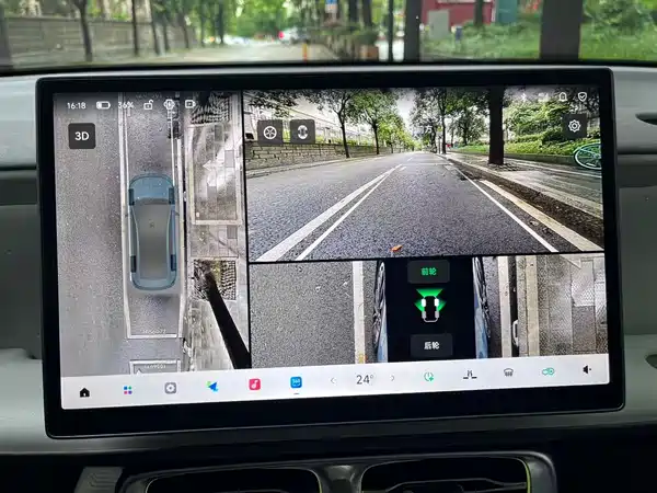 Leapmotor B01 2025