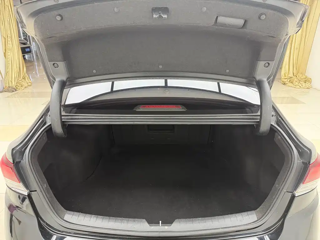 Hyundai Sonata 2017 — фото 14
