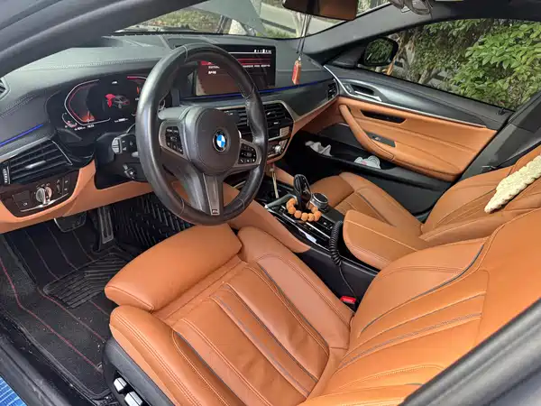 BMW 5 Series 2021