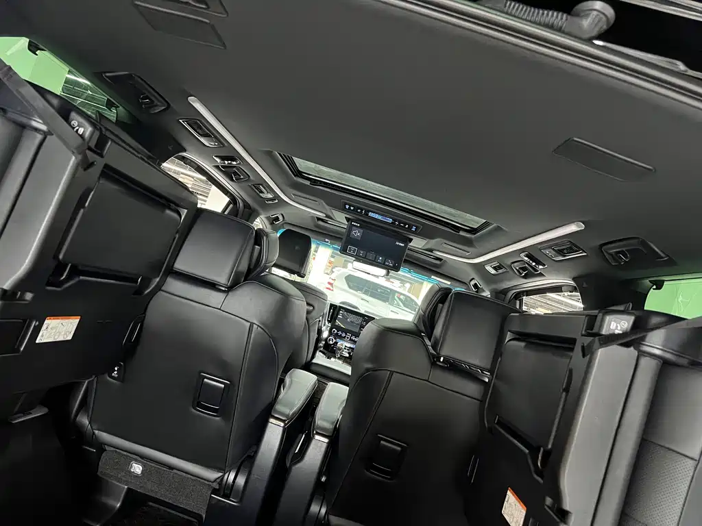 Toyota Alphard 2020 — фото 9
