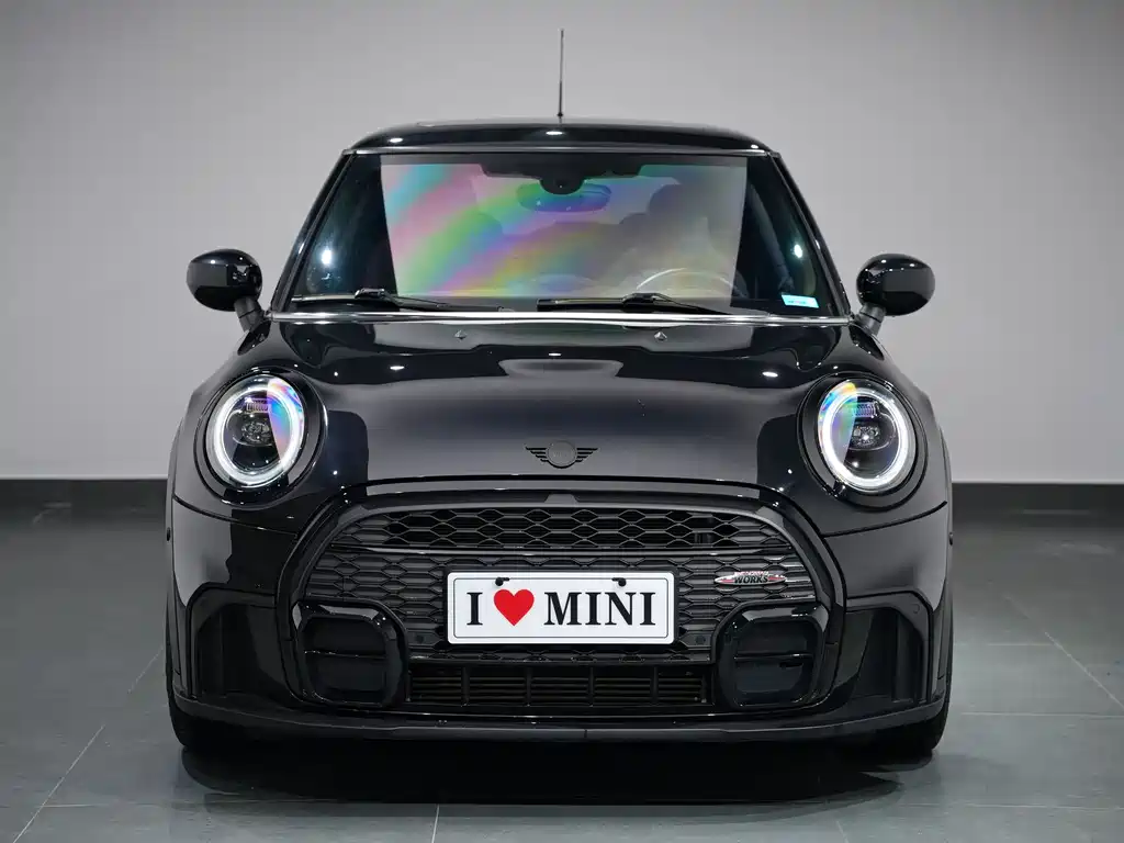 MINI MINI 2022