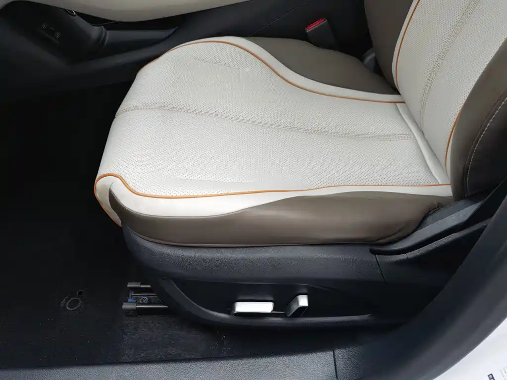 BYD Qin PLUS 2023 — фото 20