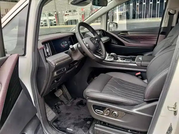 GAC Trumpchi M8 2023