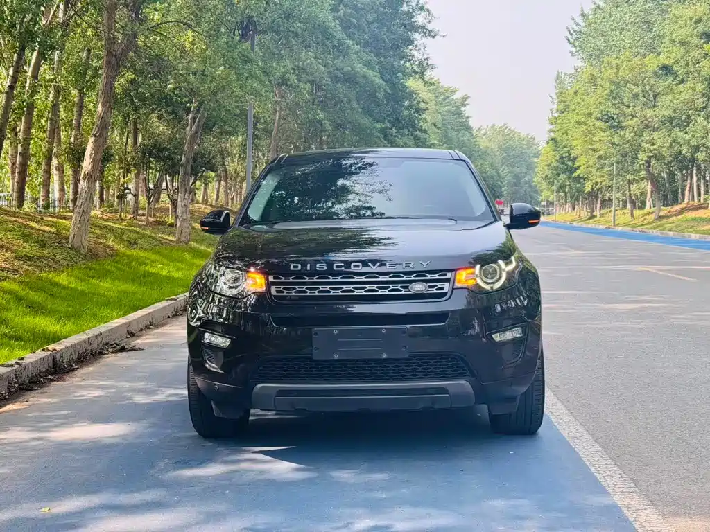 Land Rover Discovery Sport 2018 — фото 2
