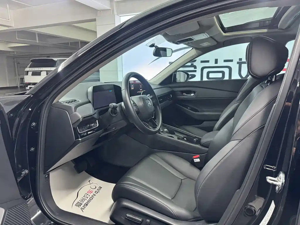 Honda Inspire 2025 — фото 8