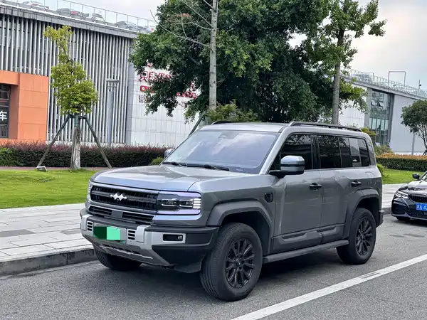Fangchengbao Leopard 5 2025