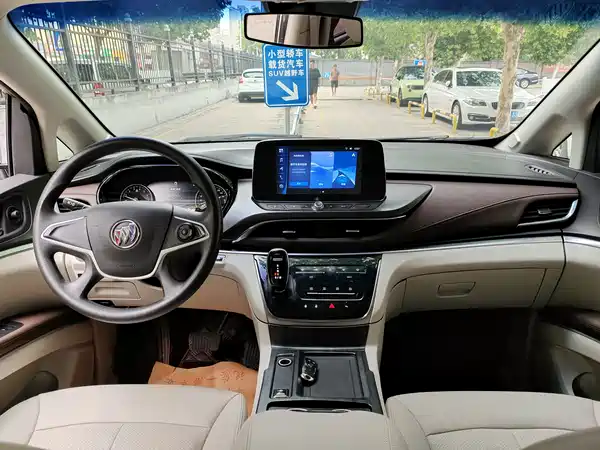 Buick GL8 2021