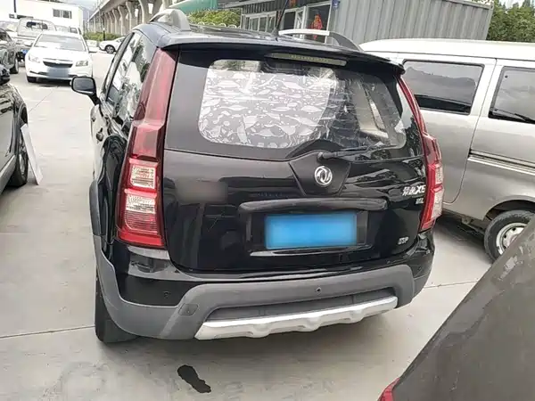 Dongfeng Jingyi X5 2015