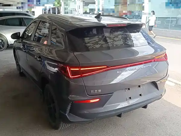 BYD e2 2020